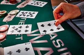 Antarmuka platform karate toto menampilkan menu sportsbook, live dealer, dan slot permainan
